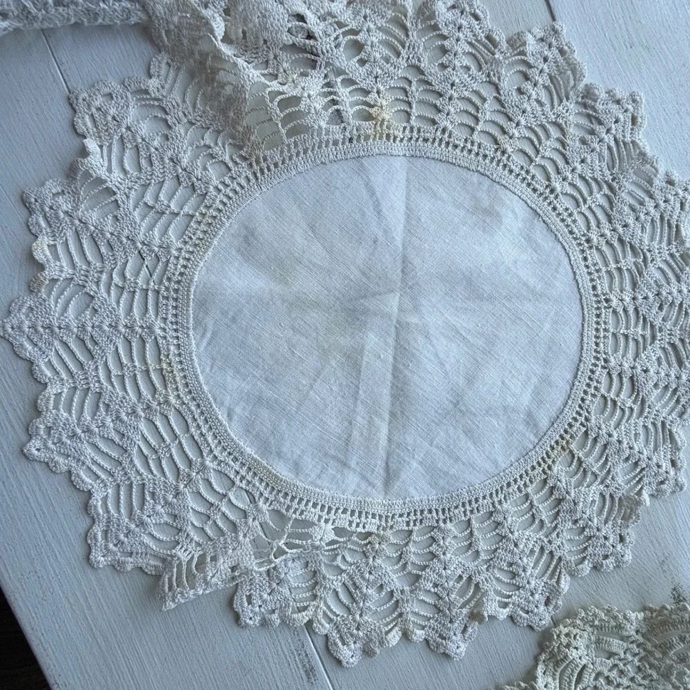 Vintage White Linen Crochet Doilies Set of 3 Round Lace Table Linens 12-16in
